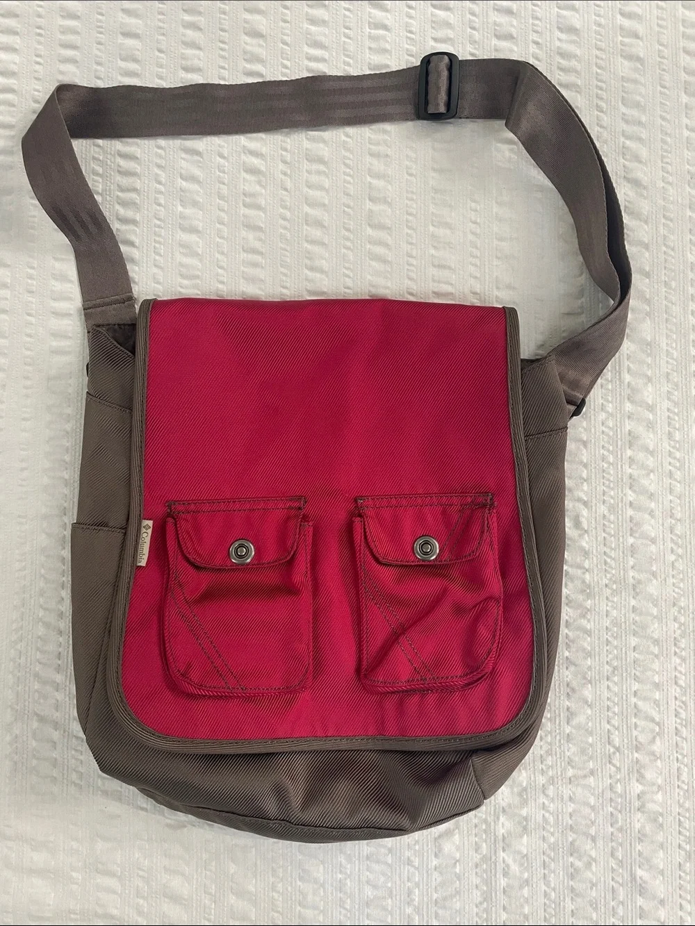 Columbia Crossbody Messenger Utility Bag Deep Red / Slate Grey Gorpcore  (OS)